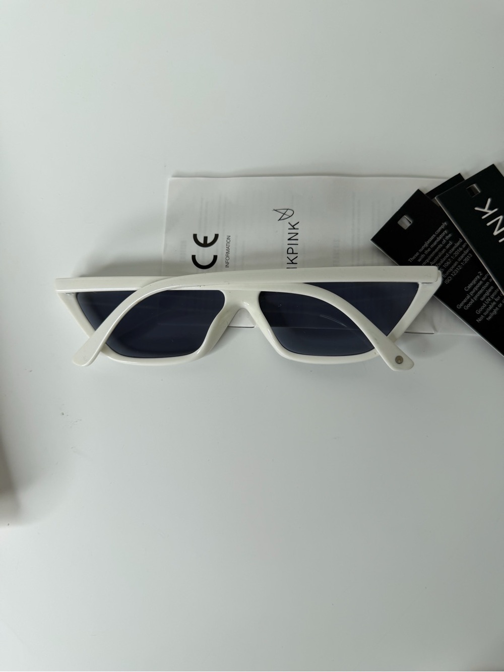Minkpink White Cat Eye Sunglasses with Pink Pouch - Picture 8 of 10